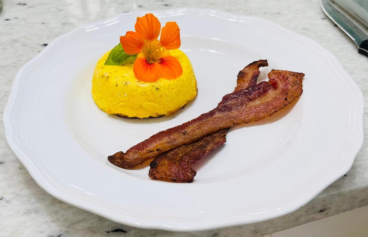 Carriage House Bed & Breakfast Winona Ngoại thất bức ảnh