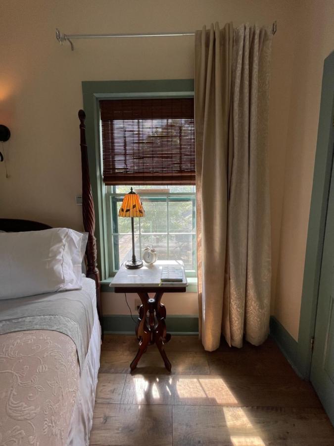 Carriage House Bed & Breakfast Winona Ngoại thất bức ảnh