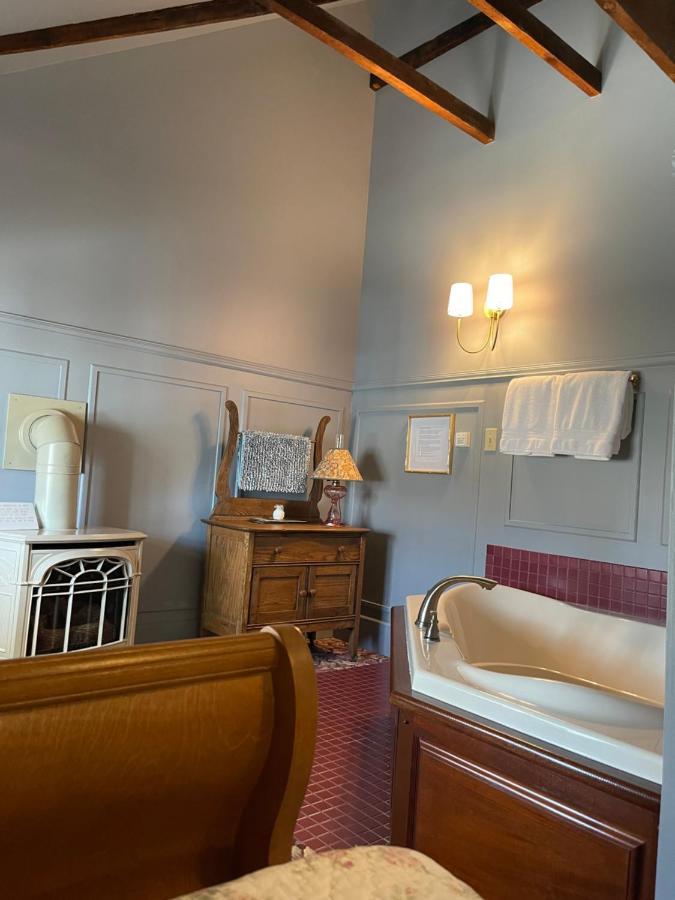 Carriage House Bed & Breakfast Winona Ngoại thất bức ảnh