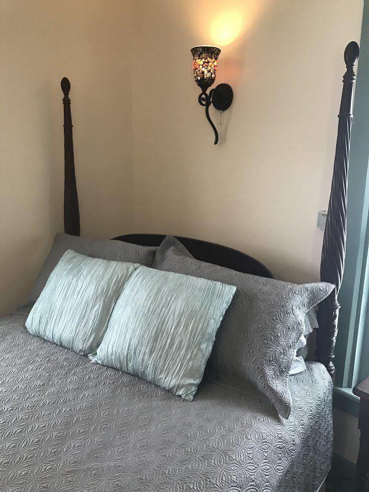 Carriage House Bed & Breakfast Winona Ngoại thất bức ảnh